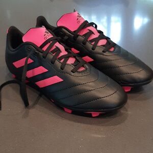 ADIDAS Black and Pink Athletic Kleats NWOT
